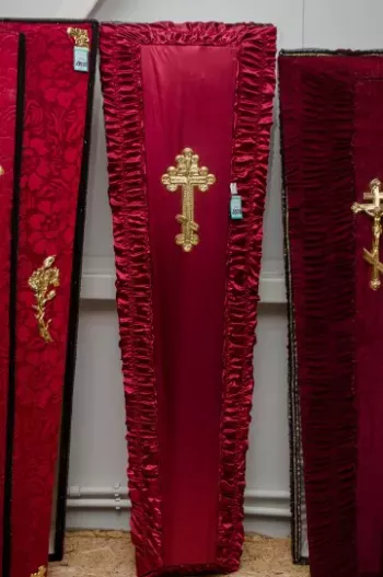 Гроб обитый тканью купить в Орле