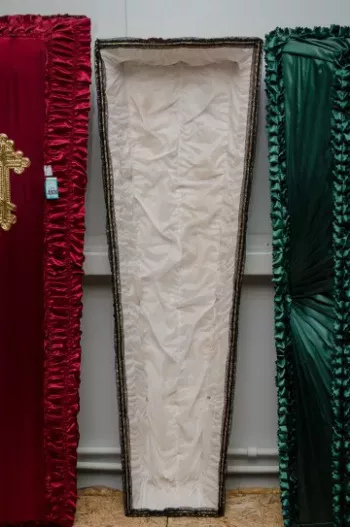 Гроб обитый тканью купить в Орле