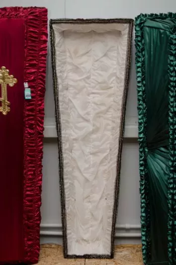 Гроб обитый тканью купить в Орле