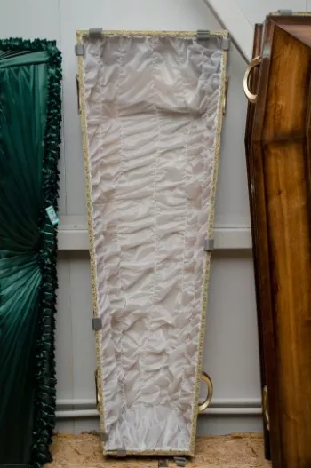 Гроб полированный купить в Орле