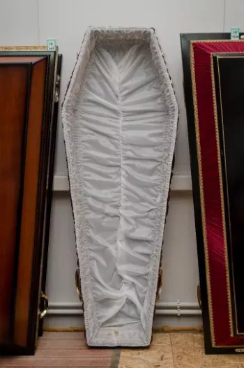 Купить комбинированный гроб в Орле