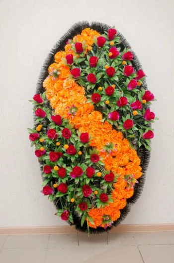 Венок на похороны