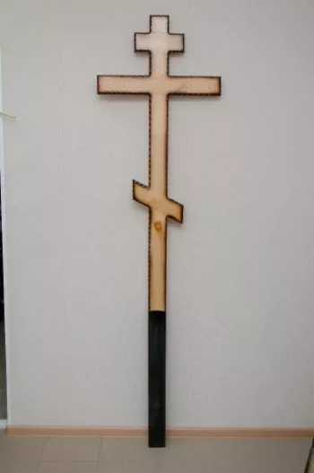 Надгробный крест